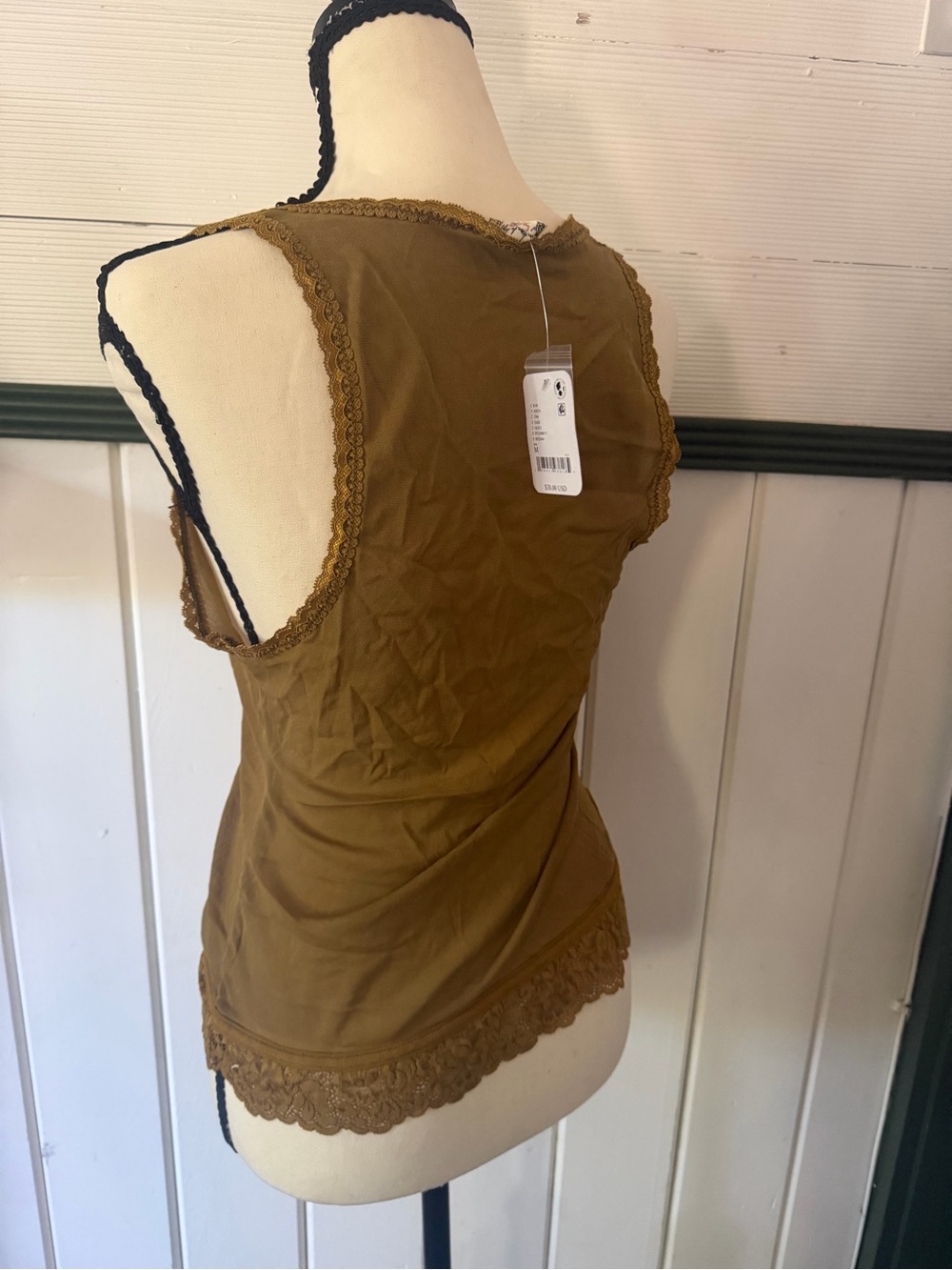 Free People all or nothing sheer Olive Green Lace Trim Henley Tank - NWT - M - Picture 4 of 8